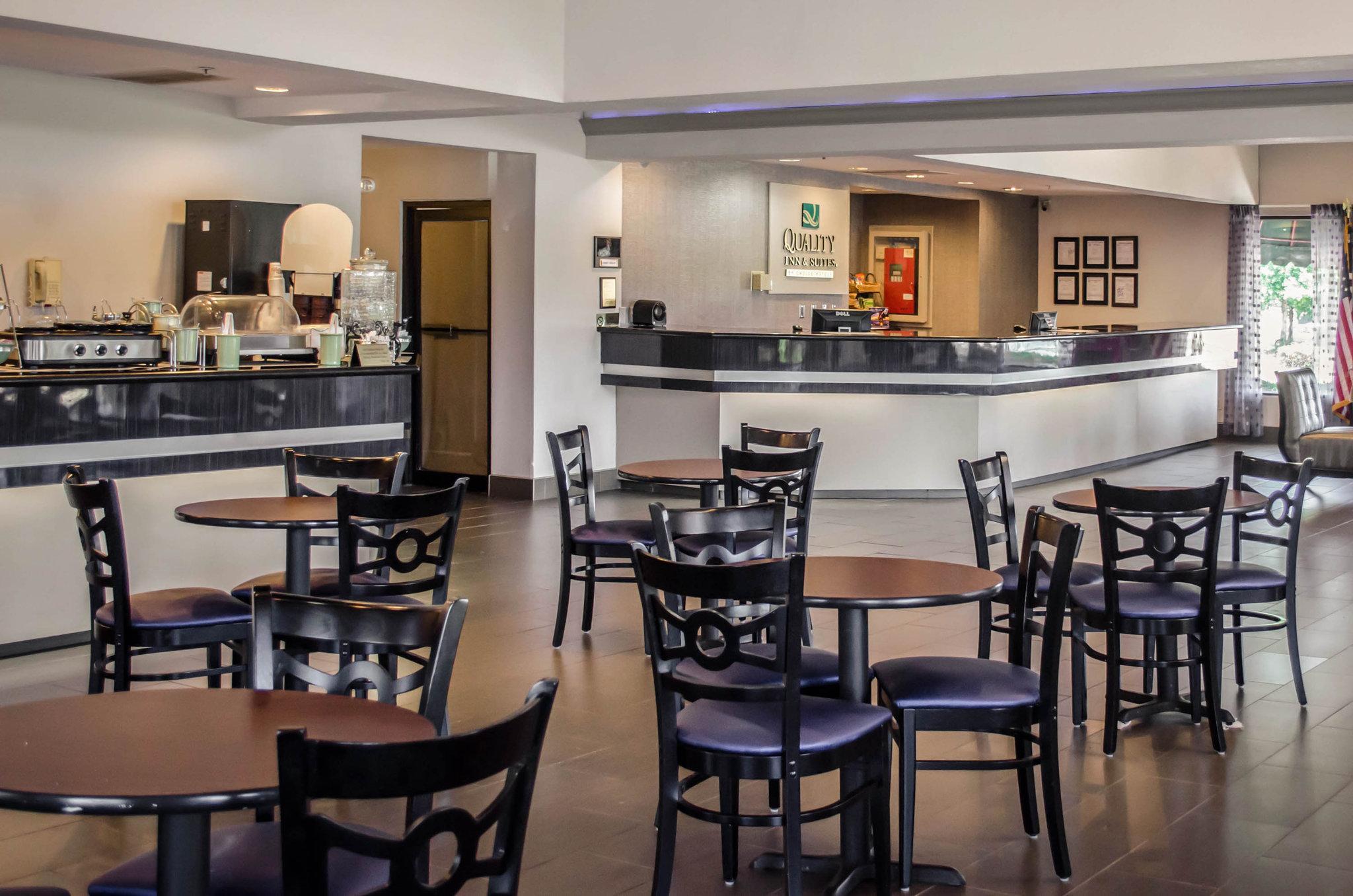 Quality Inn & Suites At Airport Blvd I-65 Мобіл Екстер'єр фото