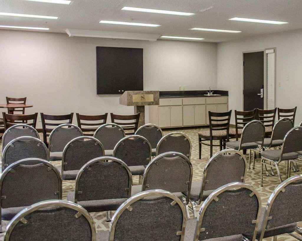 Quality Inn & Suites At Airport Blvd I-65 Мобіл Зручності фото